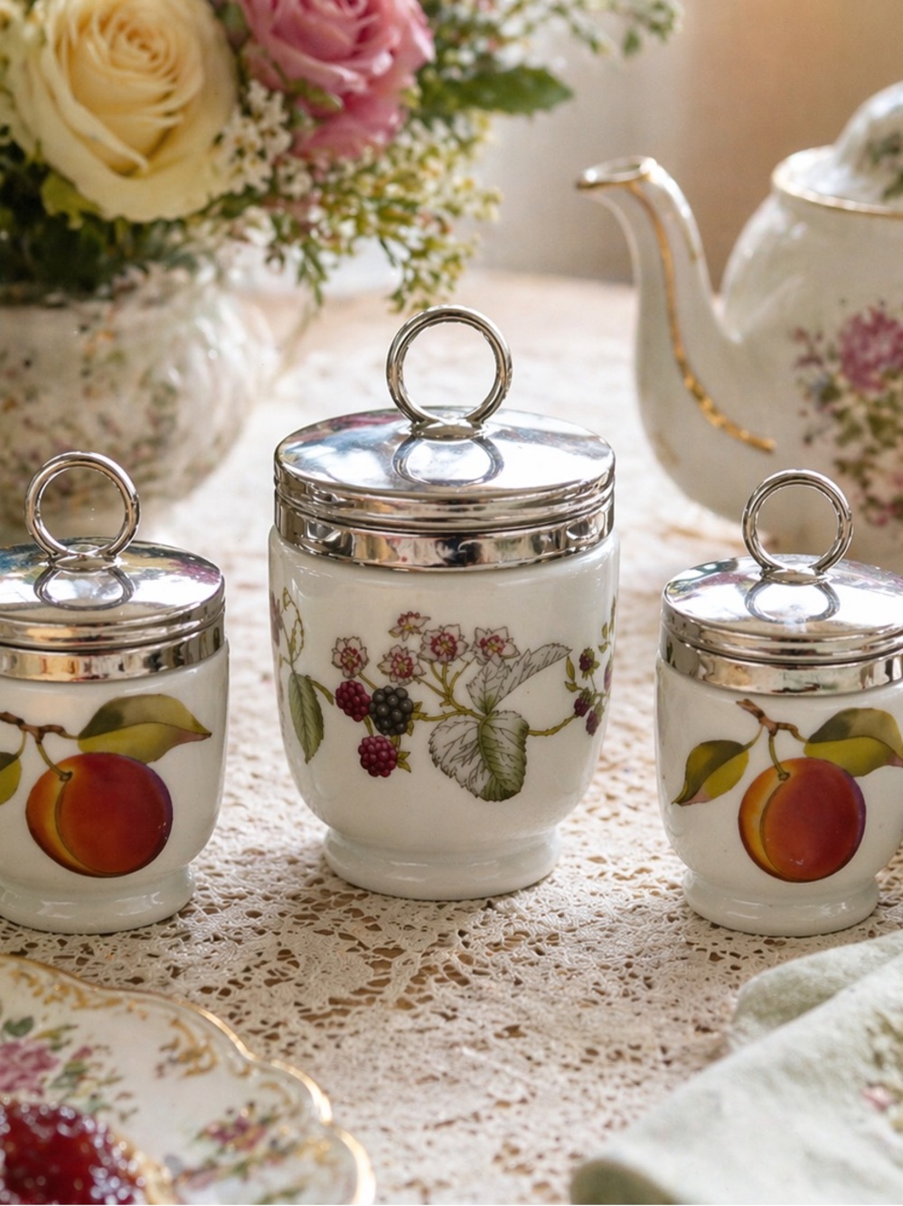 Royal Worcester England Porcelain Egg Coddlers 1 Lavinia Berry 2 Evesham Peach - Picture 3 of 3